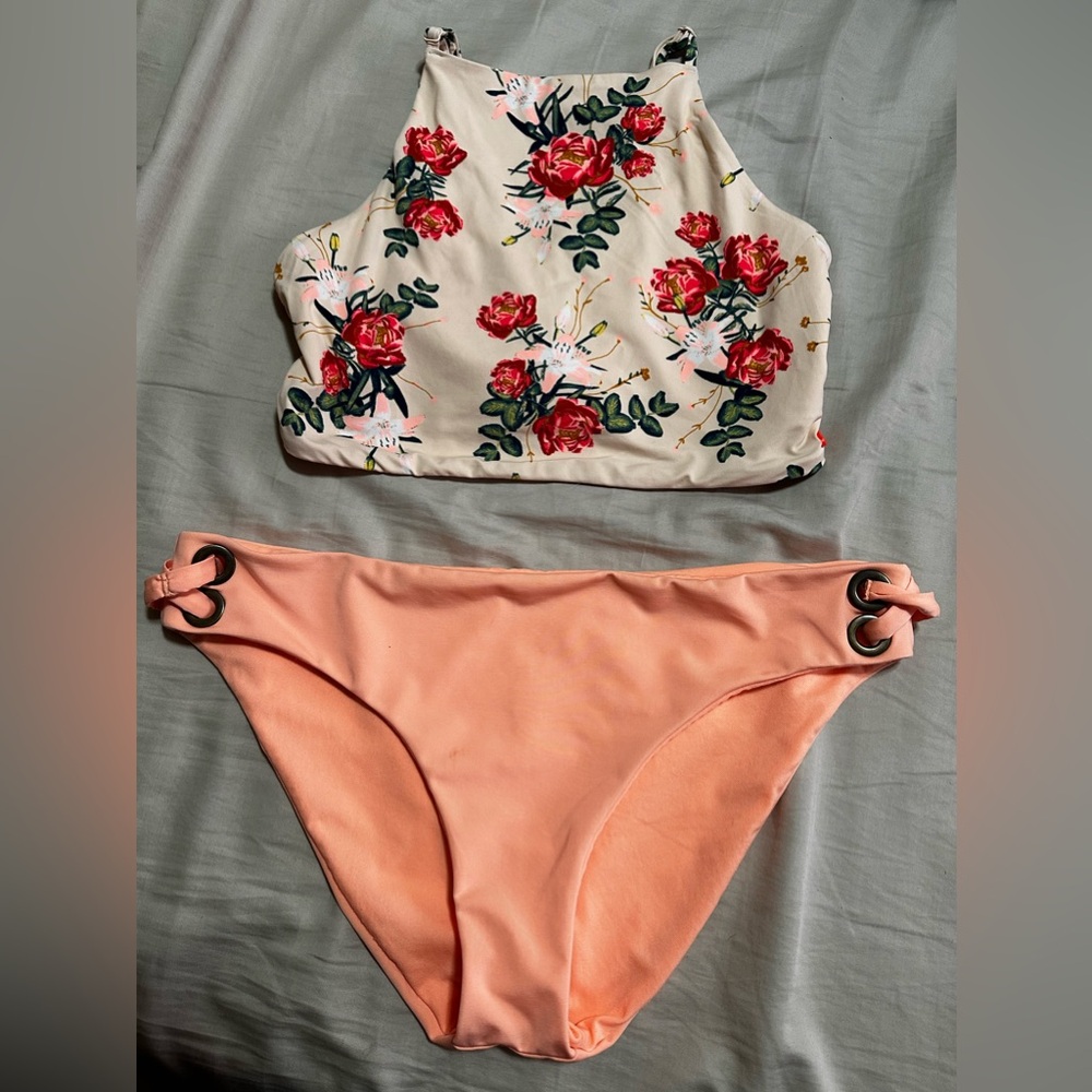 Floral Roxy Swimming suit